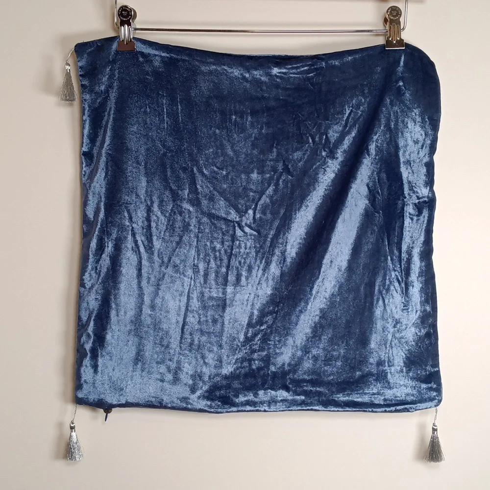 NWT Pottery Barn x Harry Potter Hogwart Castle Pillow Cover Blue Velvet 18